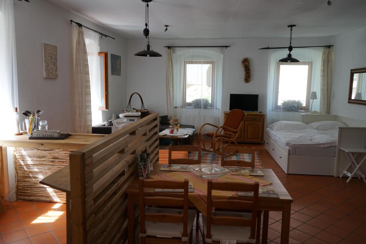 Apartmany Statek Cimer Екстер'єр фото